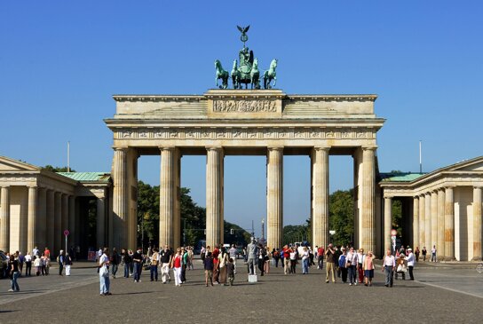 Brandenburger Tor frontal c visitBerlin Wolfgang Scholvien