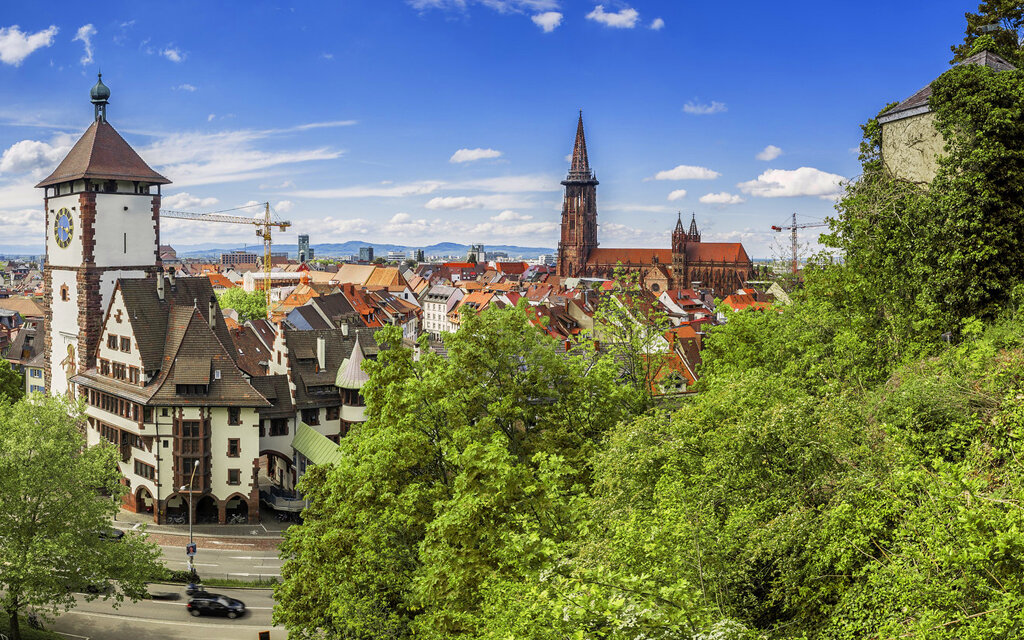 Altstadt Freiburg mit Blick auf Münster