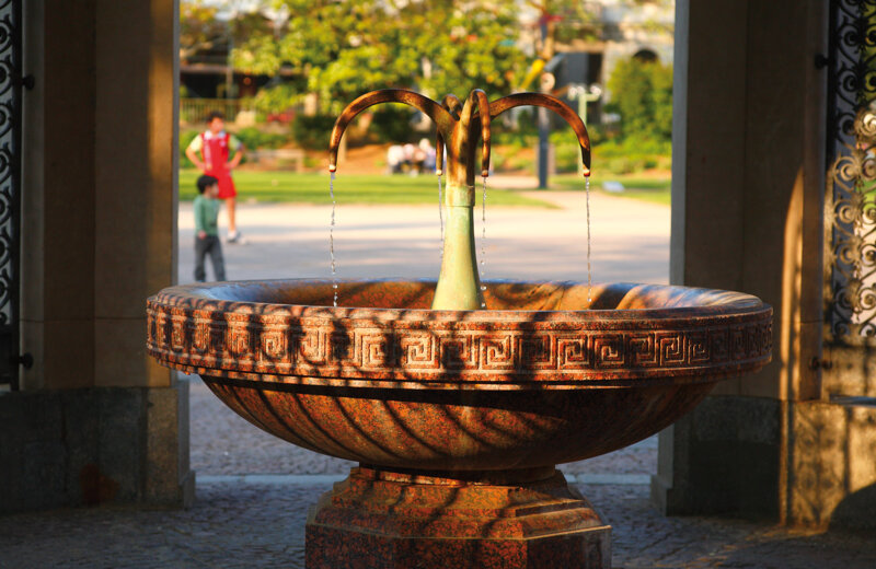 Kochbrunnen Wiesbaden – die heißen Quellen am Kranzplatz