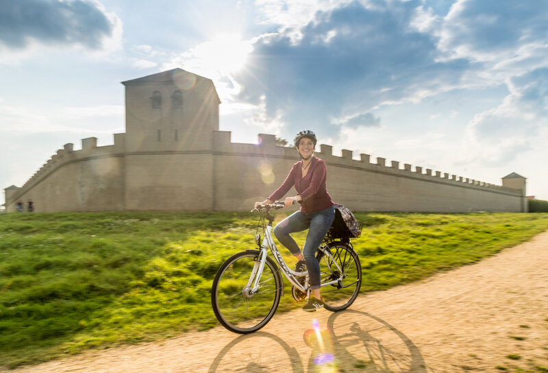 Rheinradweg Xanten – Klever Tor