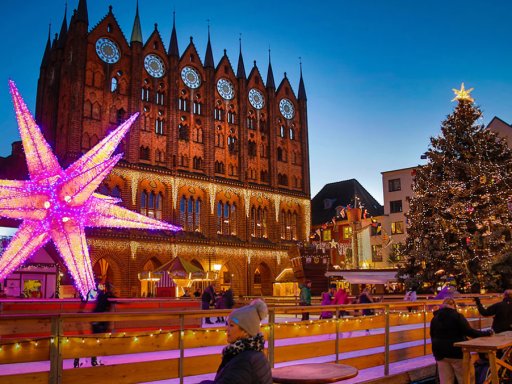 Im neuen Rügennerz durch die Altstadt bummeln