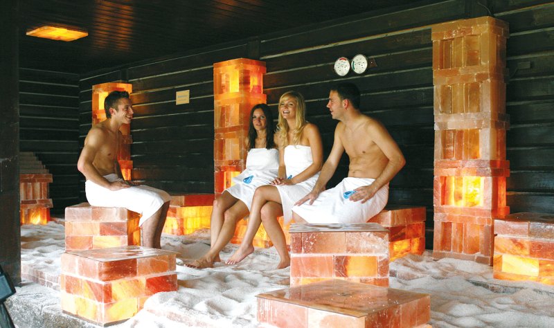 Sauna mit Gästen Palm Beach Freizeitbad