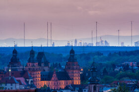 AB Blick auf Skyline Frankfurt T.Benzin