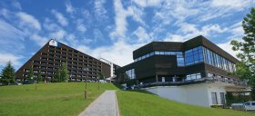 Außenansicht Sommer 4