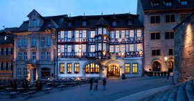 Goldener Adler außen 1