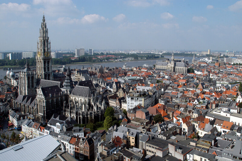 Onze-Lieve-Vrouwekathedraal Antwerpen Außenansicht Panorama