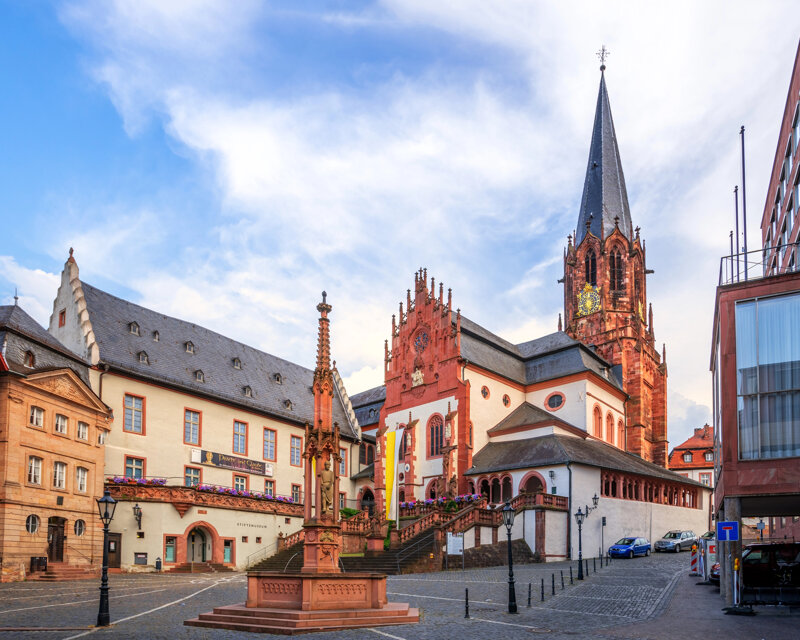 Aschaffenburg  Stiftsbasilika Basilika