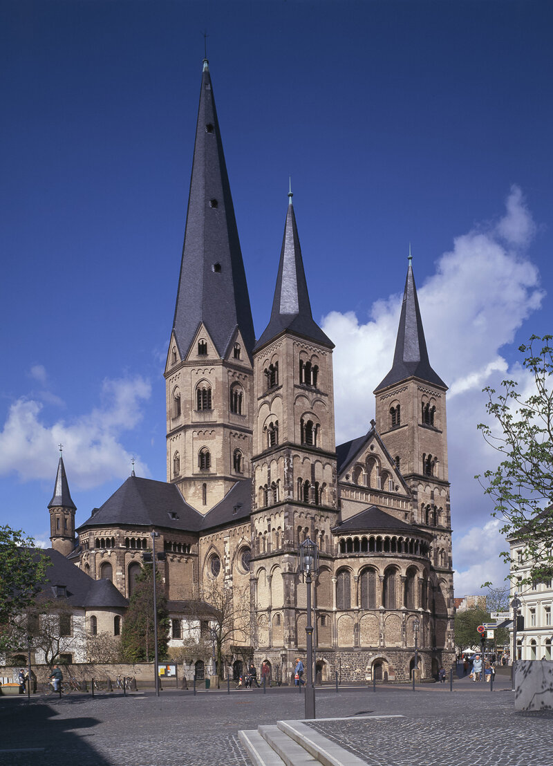 Bonner Münster – romanische Basilika in der Bonner Innenstadt