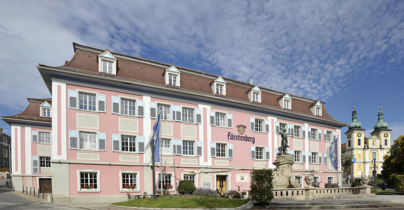 Fürstenberg Verwaltungsgebäude – © Brauerei Fürstenberg