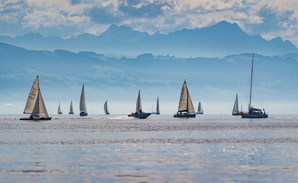 Bodensee Blick auf Alpen (c)Lars Nissen Photoart - Pixabay