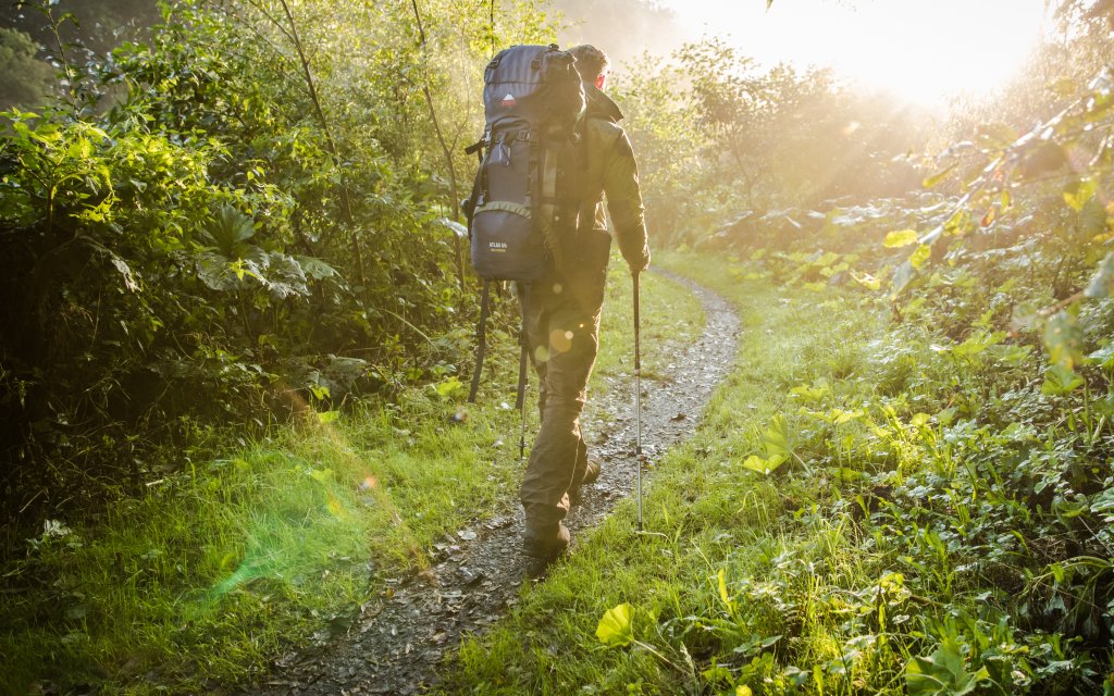 Wanderer im Rothaargebirge bei Winterberg