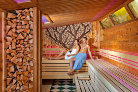 Rottal Terme Bad Birnbach Paar Sauna c Bad Birnbach