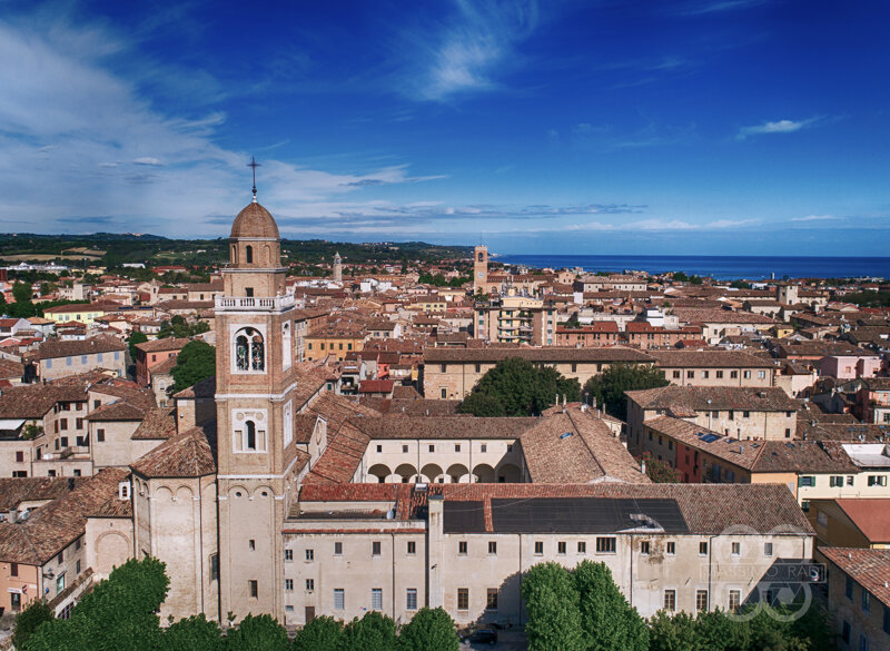 Basilica di San Paterniano in Fano – romanische Kathedrale in der Altstadt