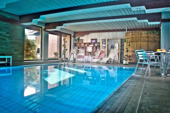 Hallenbad im Hotel