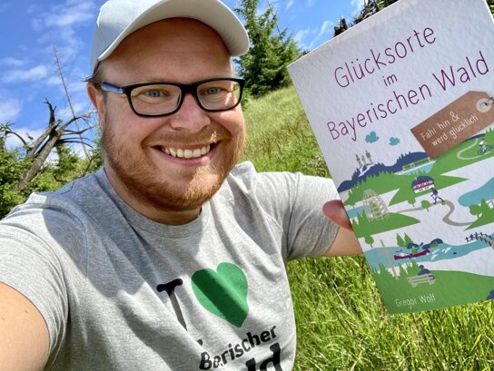 Buchcover Glücksorte Bayerischer Wald mit Autor Gregor Wolf