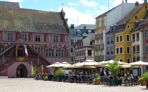 Mulhouse live mit Tram, Bugattis und Sauerkraut