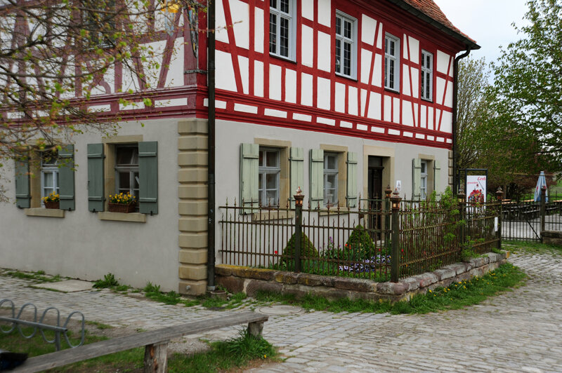 Fachwerkhaus mit Garten