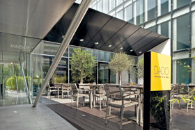 208InnsideDusseldorfSeestern-Dado Bar Restaurant Terrace