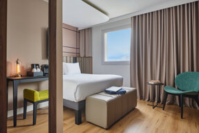 205 mercure par nanterre 042