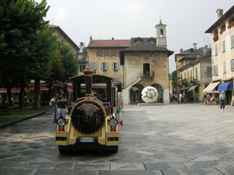 Orta San Giulio – Altstadt und Bahn