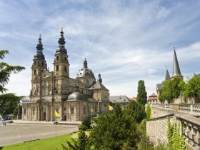 dom michaelskirche sommer c Tourismus und Kongressmanagement Fulda