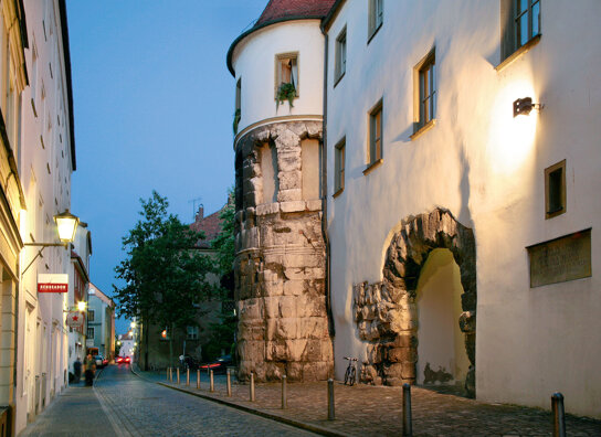 Porta Praetoria c regensburg Tourismus GmbH