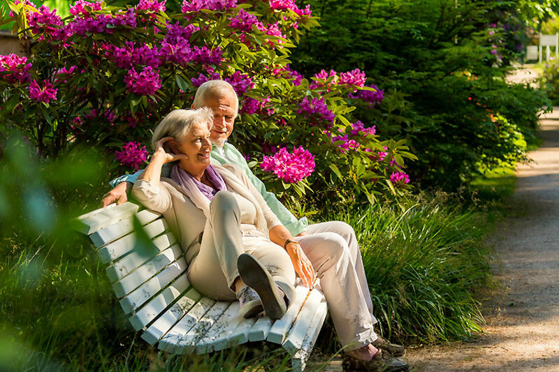 Paar im Rhododendronpark