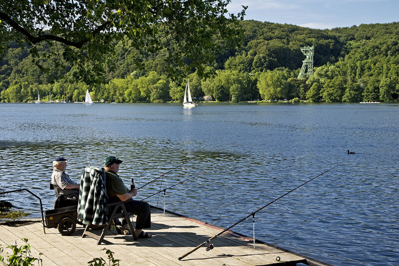 Angler am Baldeneysee