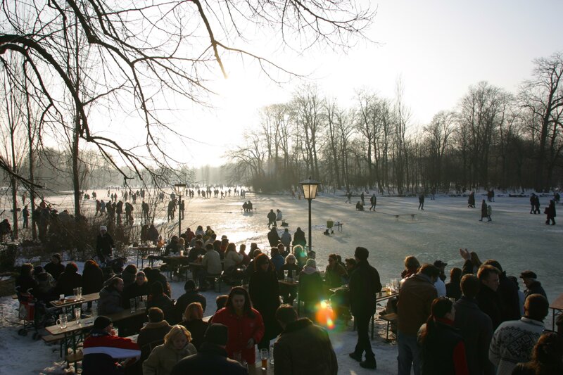 Biergarten im Winter