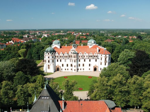 Städtetrip mit Welfen-Schloss und Fachwerktraum