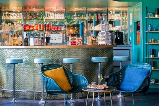 BAR 2
