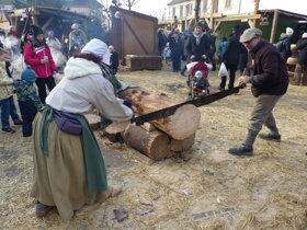 le-pittoresque-village-1700-la-grande-attraction-du-marche-de-noel-de-neuf-brisach-archives-l-alsace-jean-marc-lalevee-1670247451