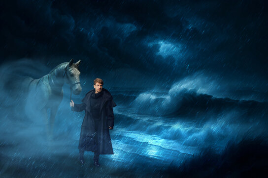 Schimmelreiter Hauke mit Pferd quer © spotlight musicals