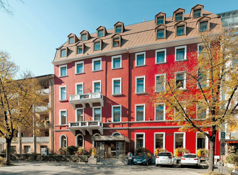 Außenansicht des Hotels Amberger