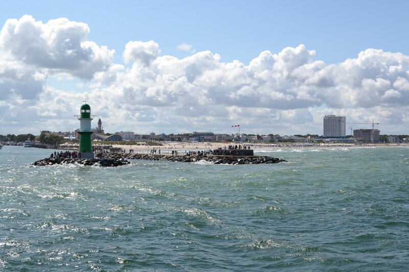 warnemünde vom wasser aus ohne c pixaby