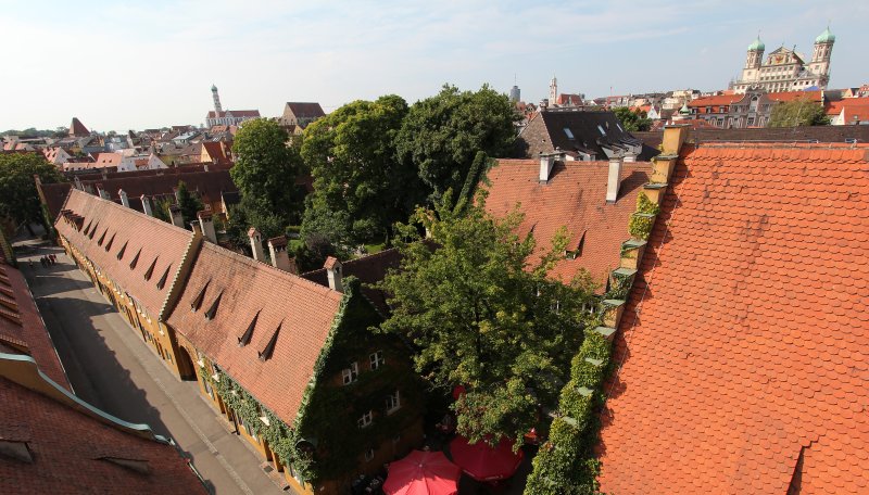 Fuggerei mit Senioratsgebäude