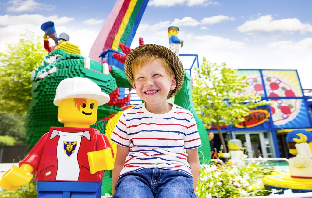 Junge im LEGOLAND Deutschland
