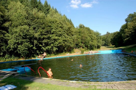 Naturschwimmbad. niederhonnefeldjpg