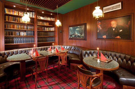 englischer Pub im Hotel