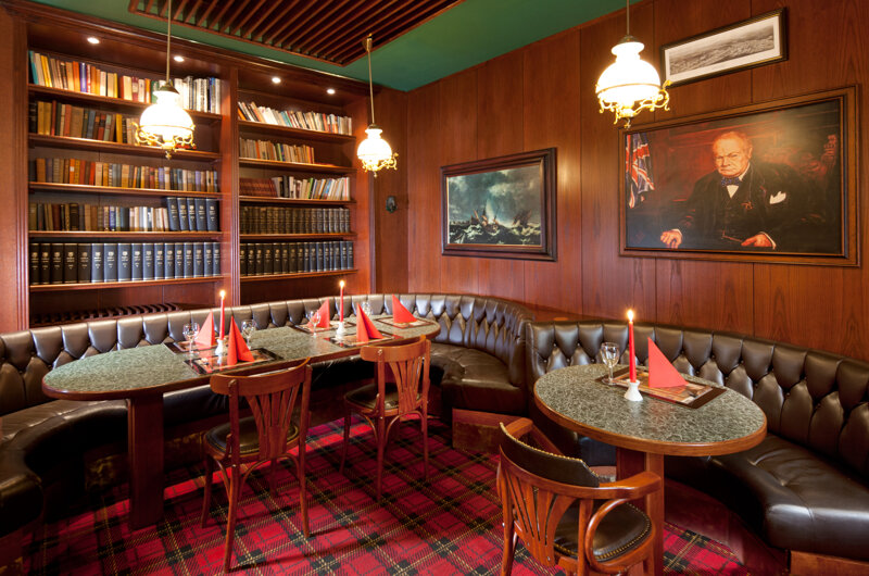 englischer Pub im Hotel
