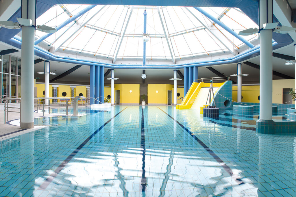 Teistungen Victor's Residenz-Hotel Teistungenburg Pool
