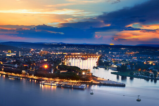Deutsches-Eck abends C Gauls die Fotografen