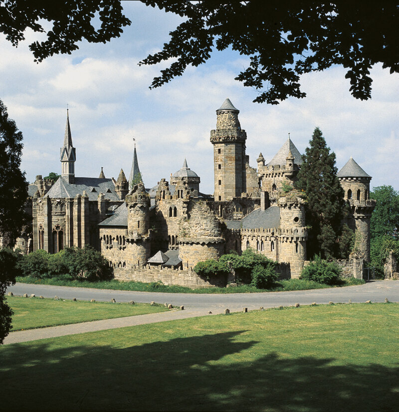 Löwenburg im Park Wilhelmshöhe
