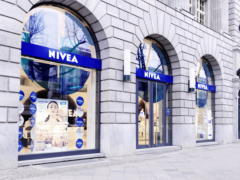 Eingang NIVEA Haus Berlin Unter den Linden © NIVEA