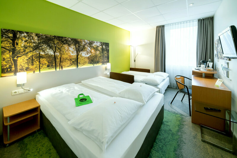 Doppelzimmer mit Natur-Deko