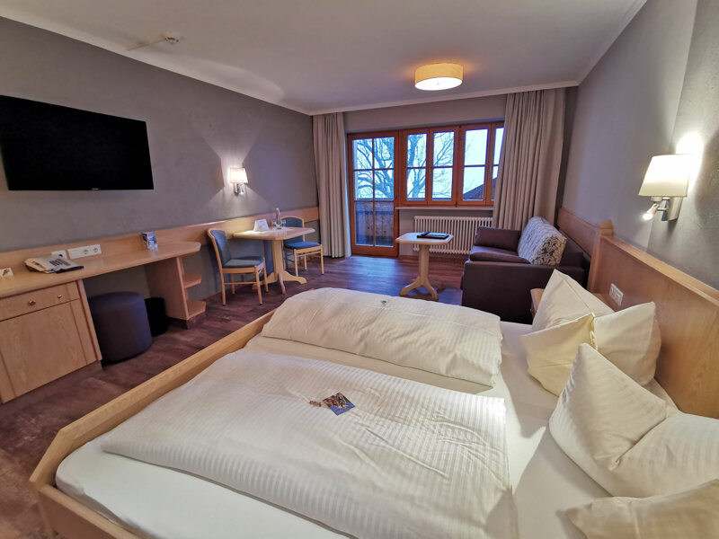 großes Doppelzimmer