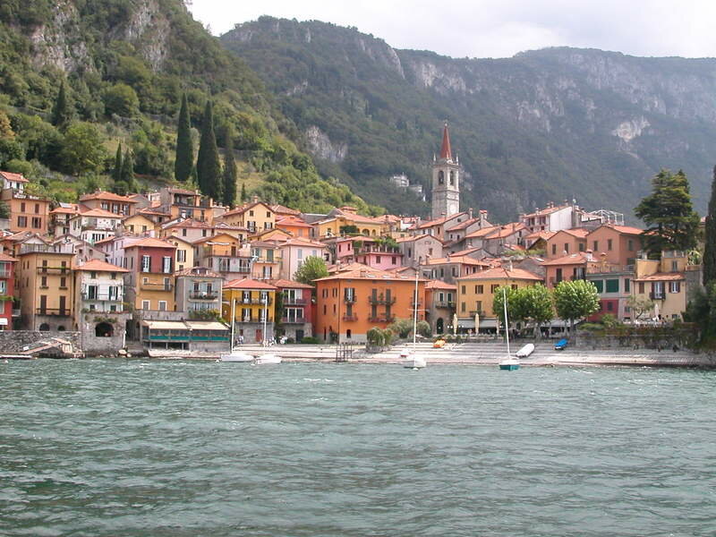 Blick von See auf Verenna