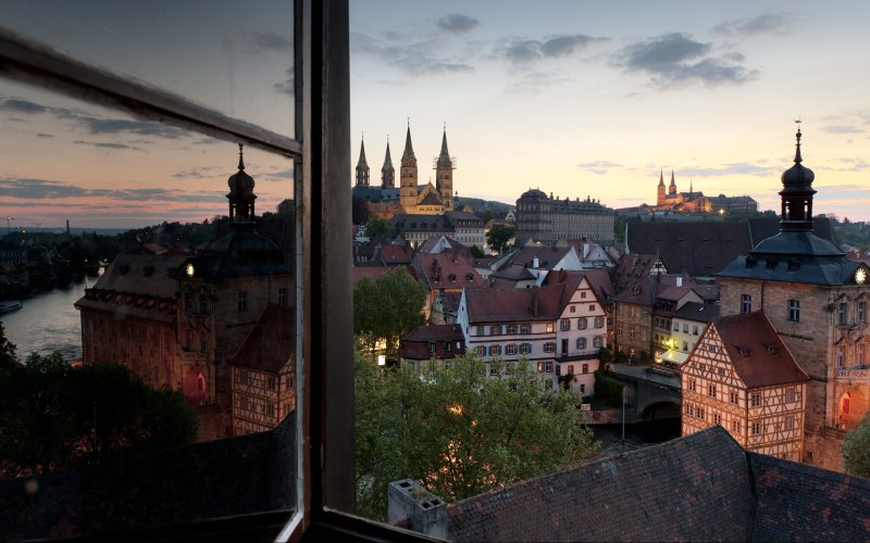 Bamberg bei Abenddämmerung
