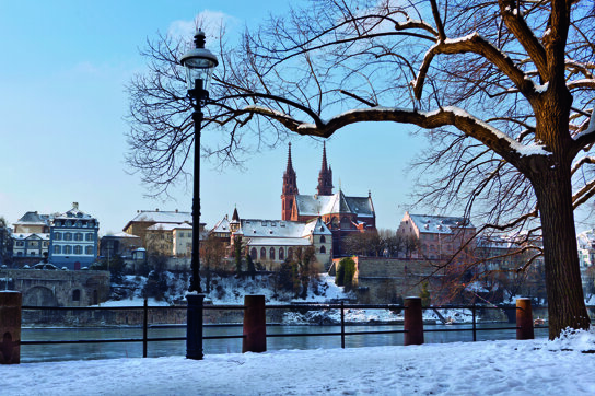 Winterstimmung am Rhein in Basel c Basel Tourismus