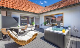 residenz-rv-wellnessbereich-terrasse